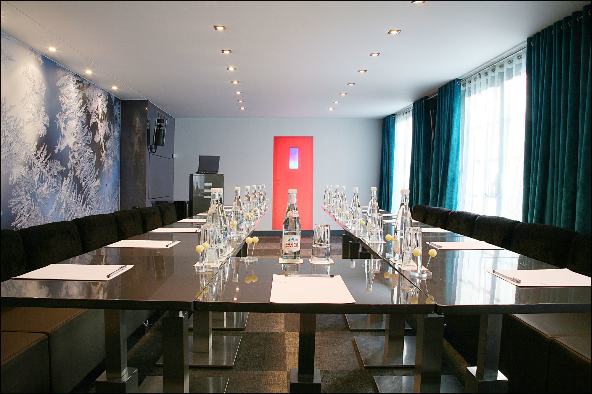 Kube Hotel Párizs Kültér fotó